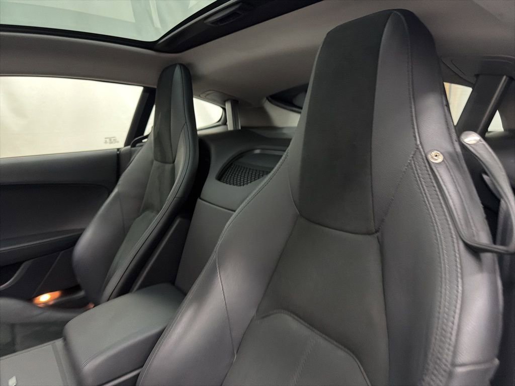 Used 2020 Jaguar F-TYPE R-Dynamic image 13