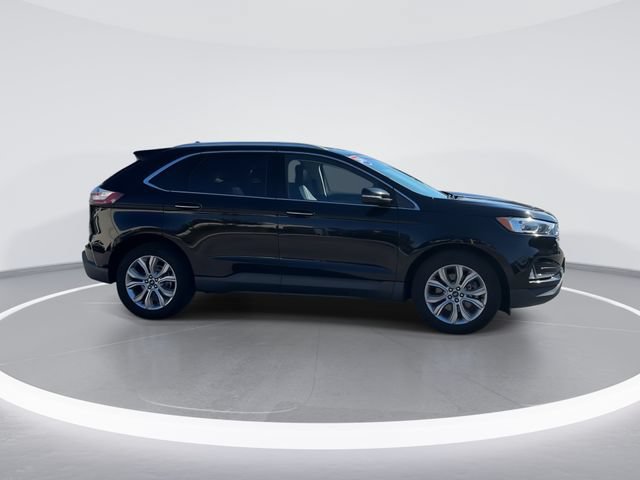 Certified 2019 Ford Edge Titanium w/ Cold Weather Package AWD/4WD image 1
