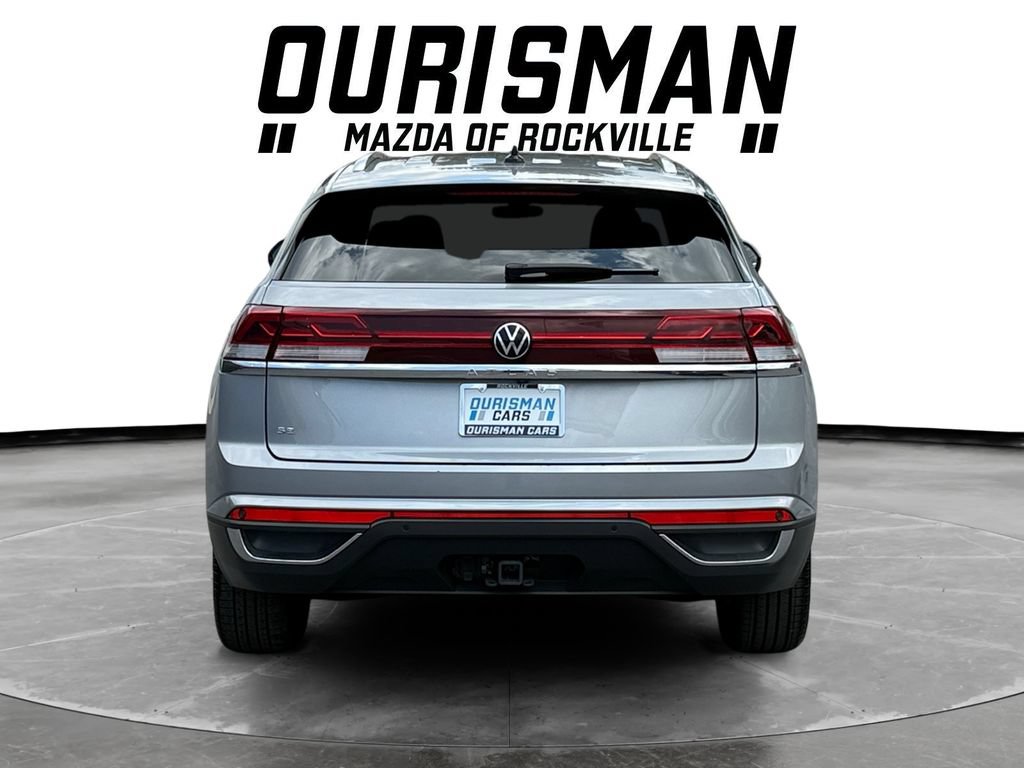 Used 2025 Volkswagen Atlas Cross Sport SE FWD image 5