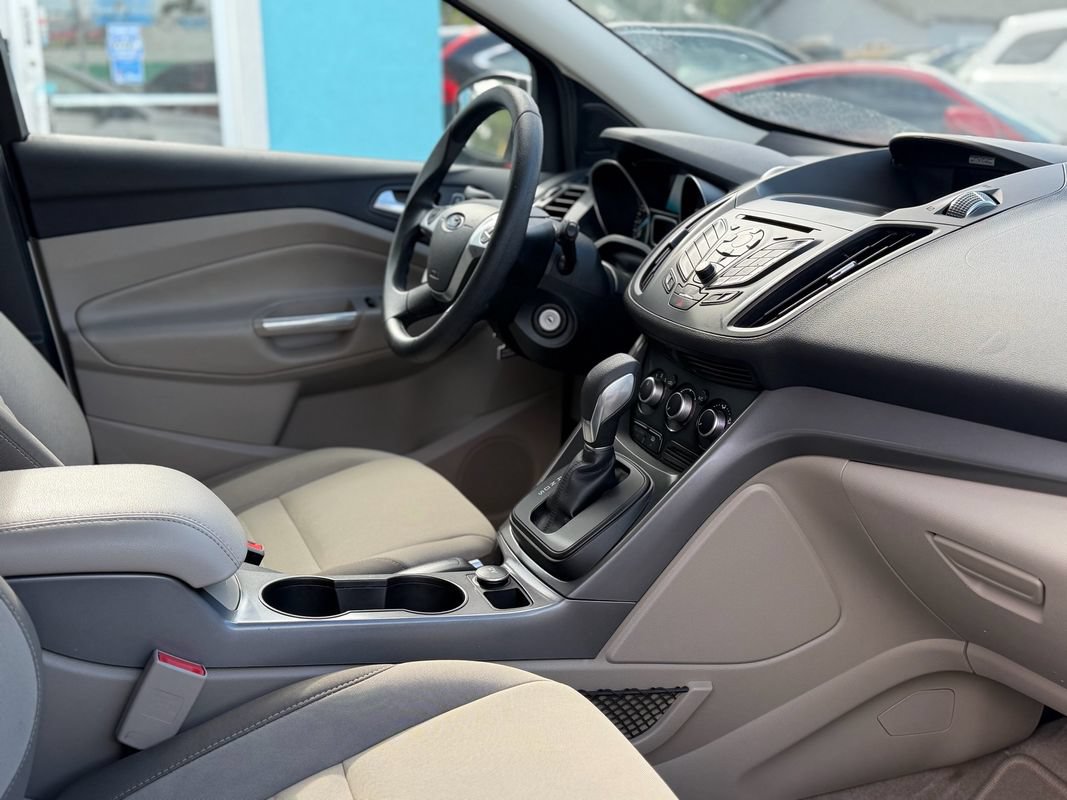 Used 2016 Ford Escape SE AWD/4WD image 22