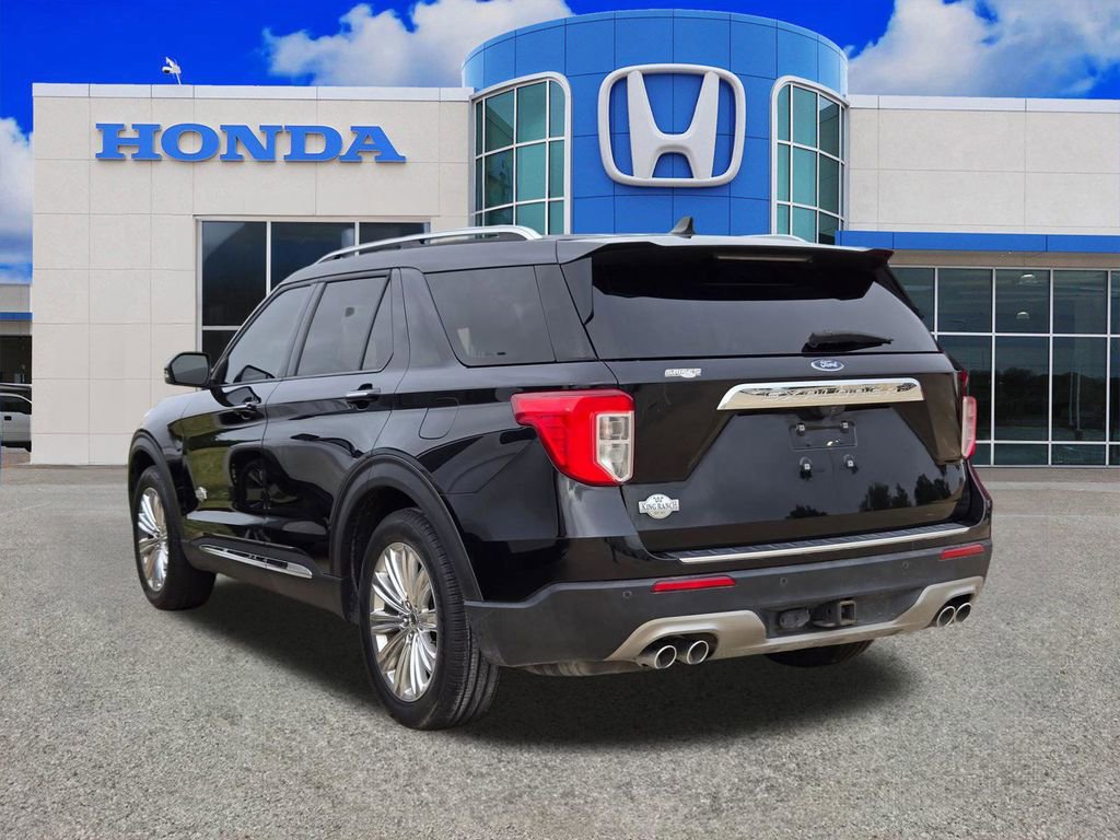 Used 2023 Ford Explorer King Ranch w/ Technology Package RWD image 3