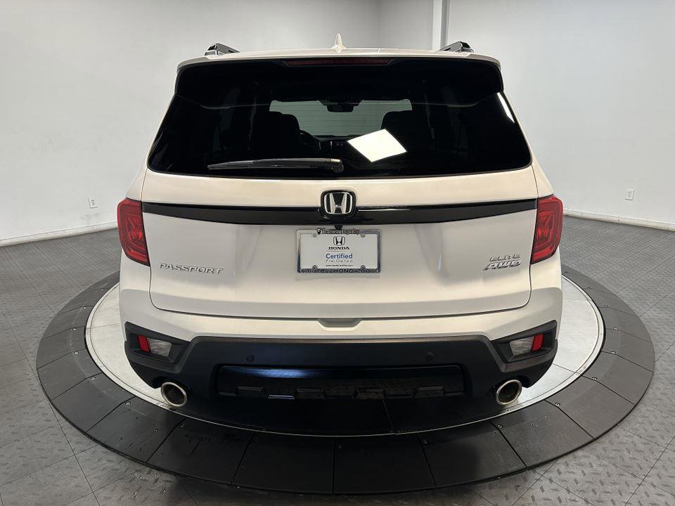 Used 2023 Honda Passport Elite image 11