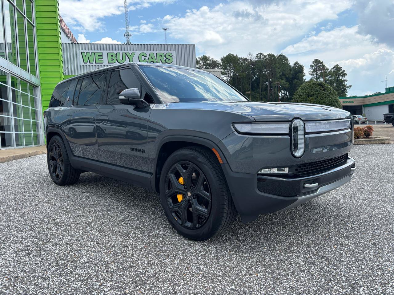 Used 2024 Rivian R1S Adventure AWD/4WD image 7