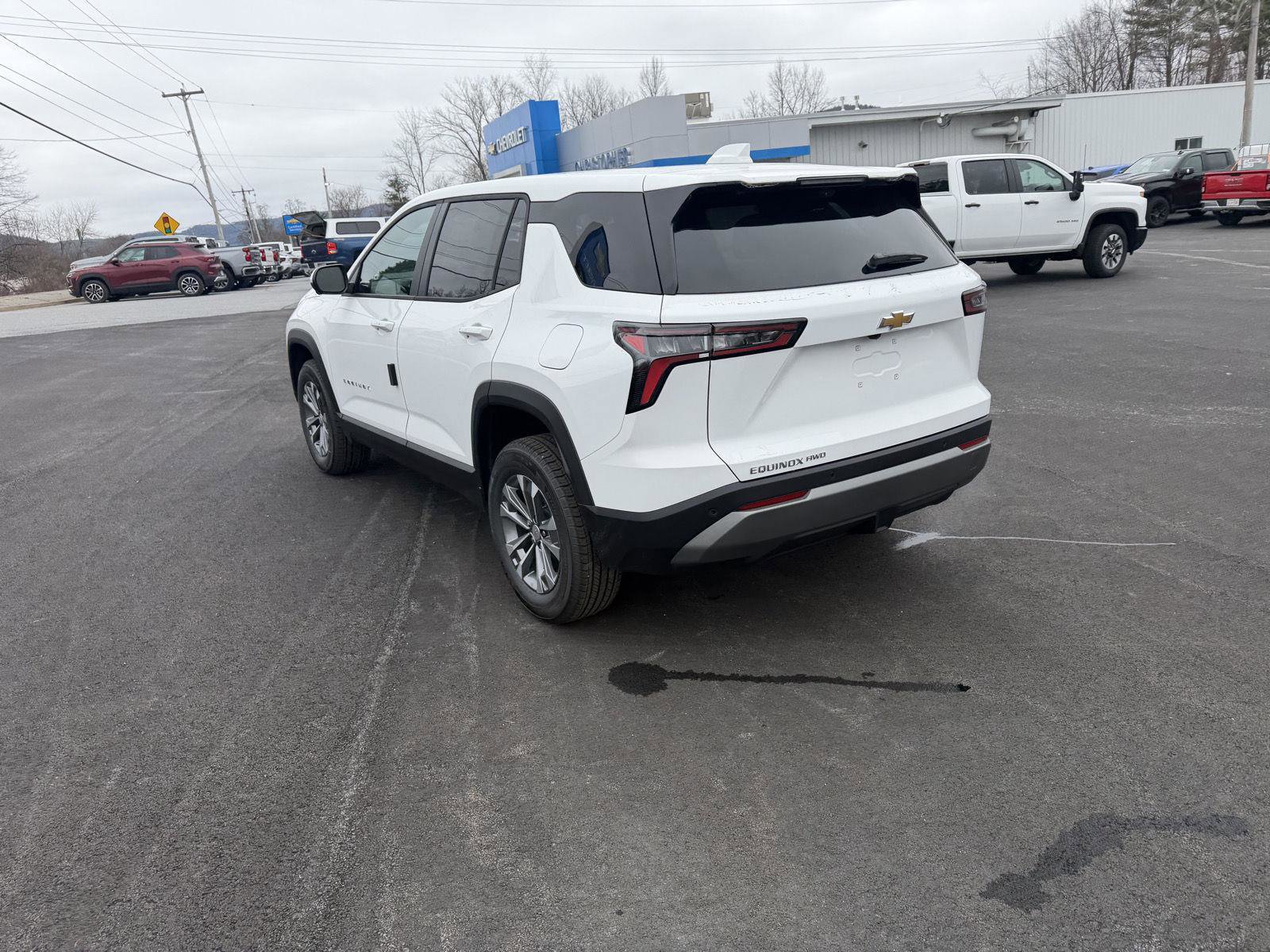 New 2026 Chevrolet Equinox LT image 5