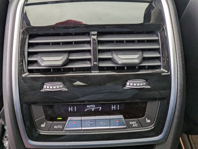 New 2026 BMW X7 xDrive40i w/ Executive Package image 15