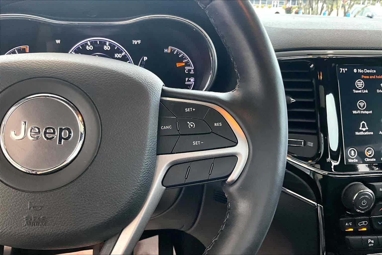 Used 2021 Jeep Grand Cherokee Limited RWD image 17