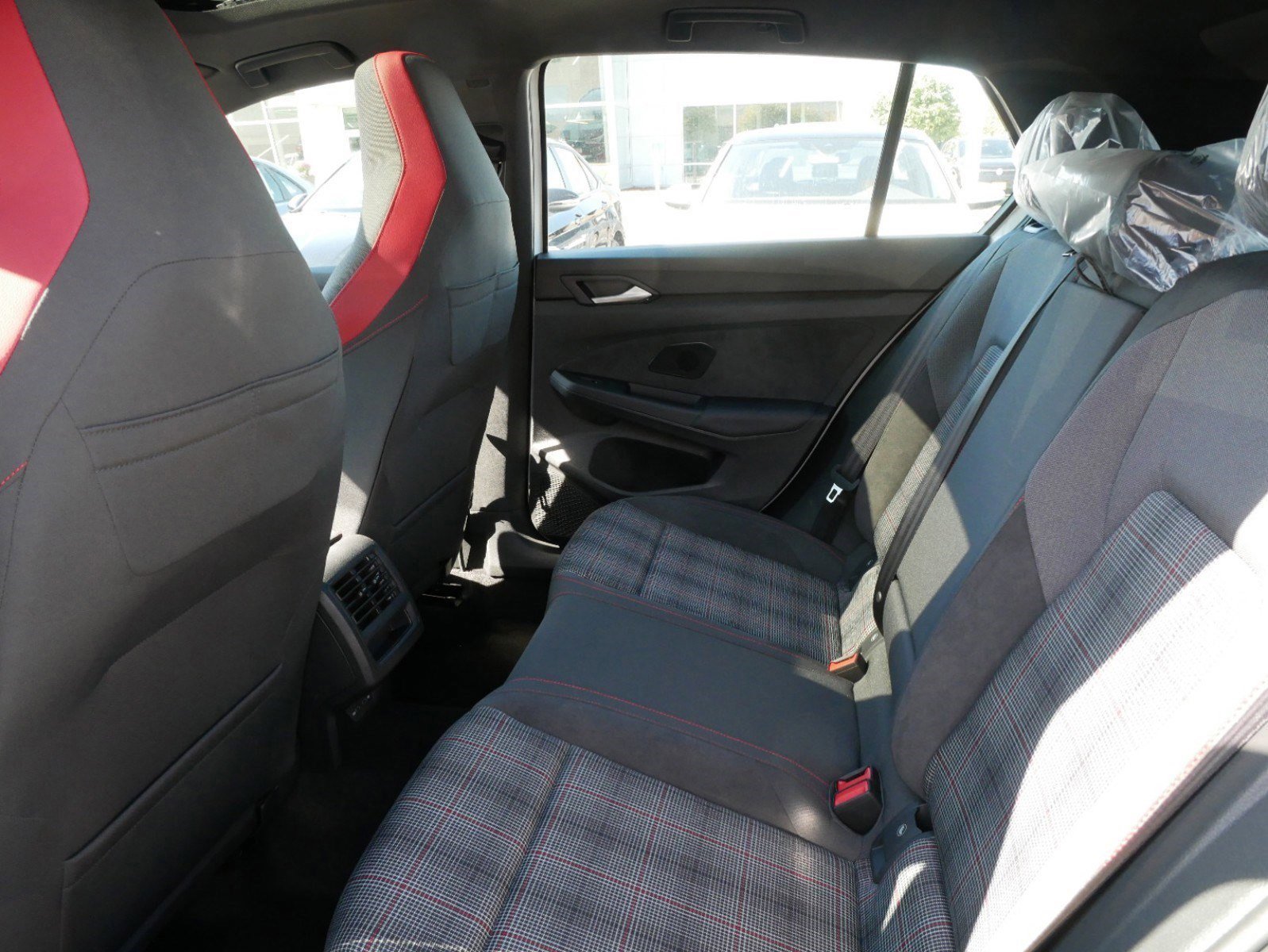 New 2024 Volkswagen GTI SE image 4