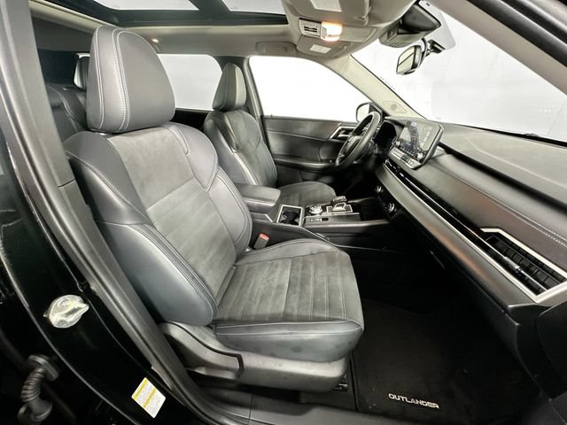 Used 2023 Mitsubishi Outlander SE AWD/4WD image 30