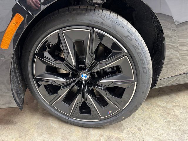 New 2026 BMW i7 eDrive50 image 28