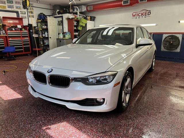 Used 2014 BMW 328i xDrive Sedan AWD/4WD image 1