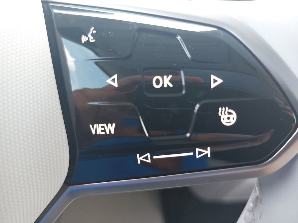 New 2025 Volkswagen ID. Buzz 1st Edition image 20