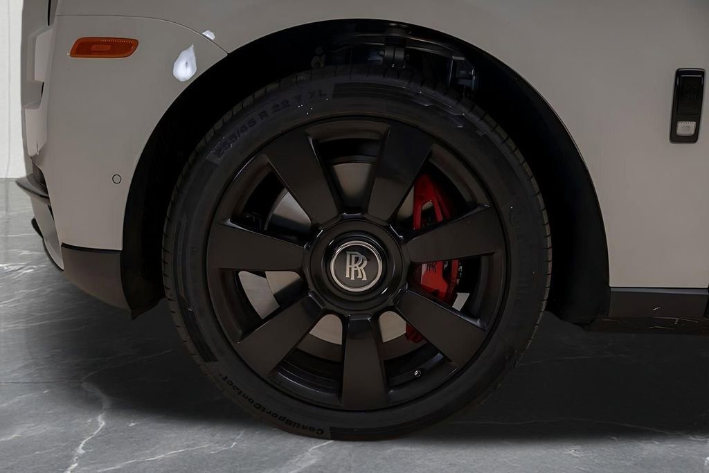 Used 2023 Rolls-Royce Cullinan image 52