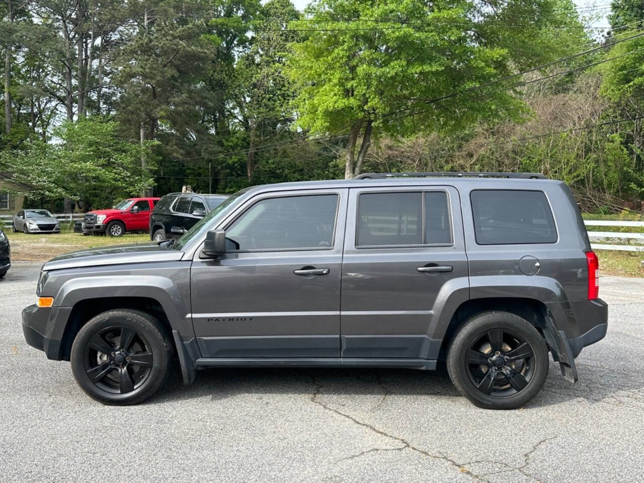 Used 2014 Jeep Patriot Sport w/ Power Value Group FWD image 4