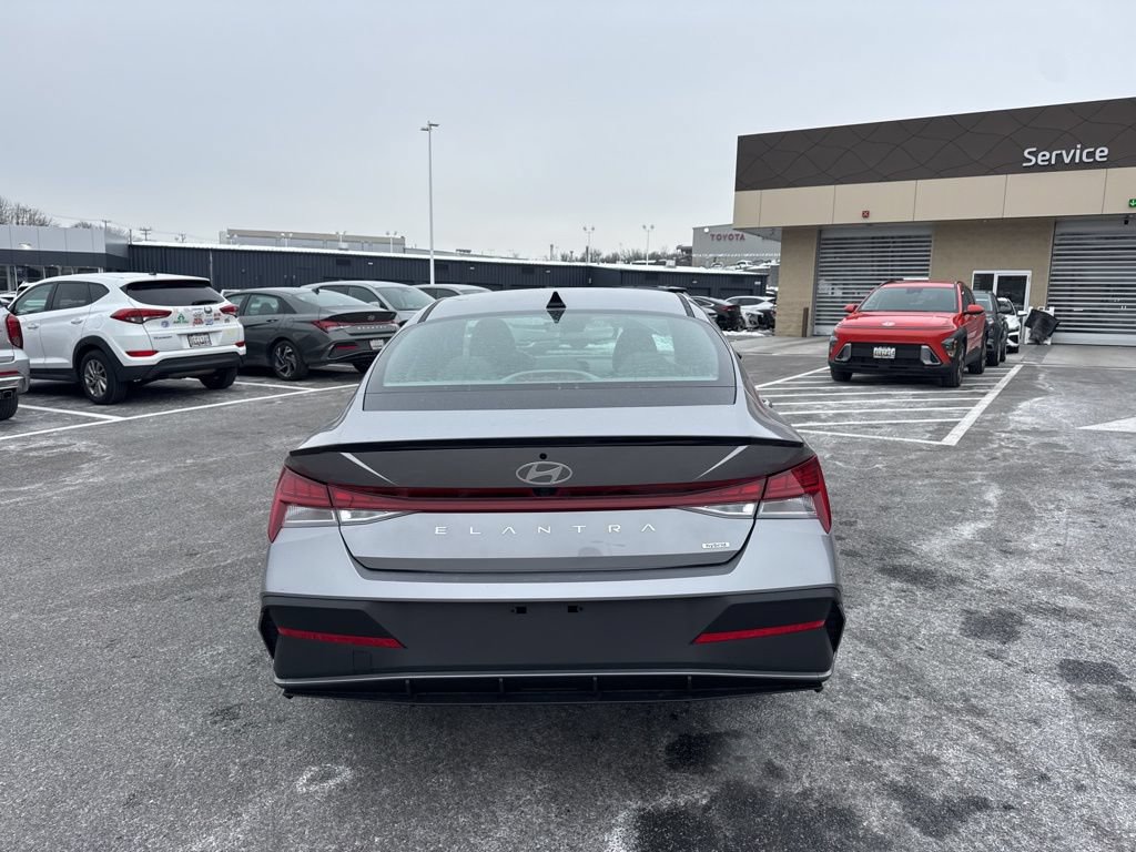 New 2026 Hyundai Elantra SEL FWD image 6