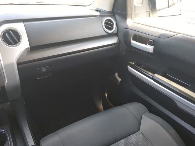 Certified 2021 Toyota Tundra SR5 w/ TRD Off-Road Package AWD/4WD image 17