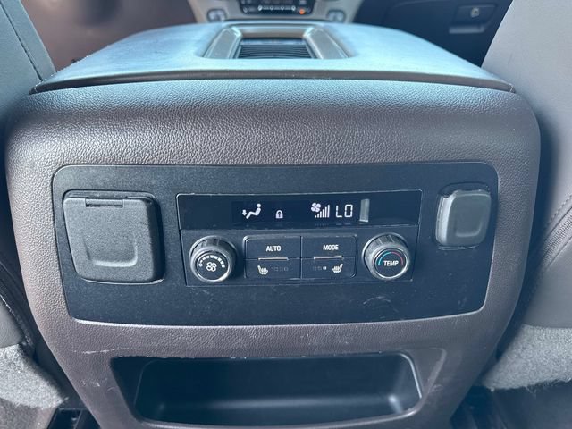 Used 2020 GMC Yukon Denali RWD image 15