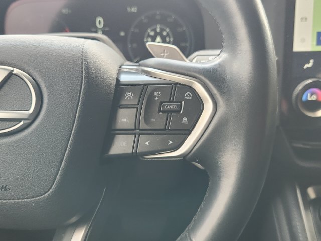 Used 2024 Lexus GX 550 w/ Accessory Package (Z1) AWD/4WD image 29