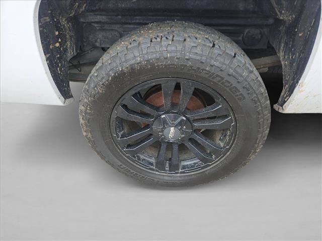 Used 2011 Chevrolet Silverado 1500 LT w/ Texas Edition RWD image 7