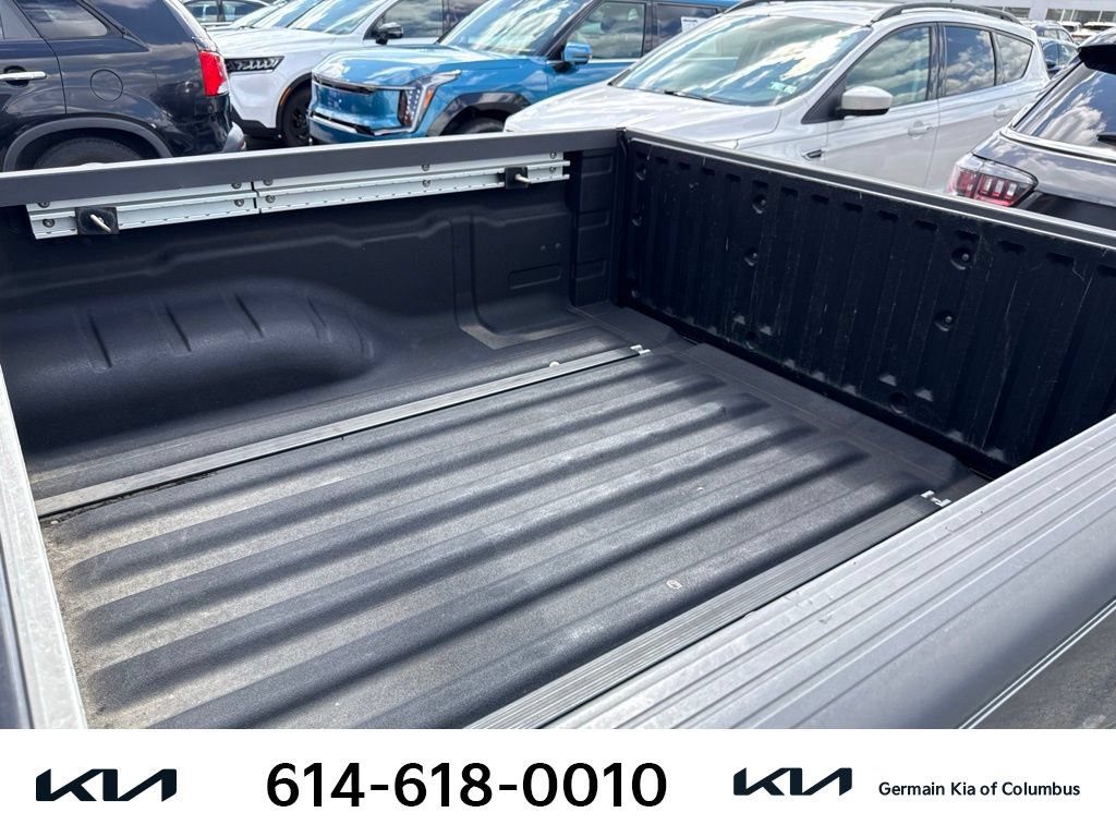 Used 2012 Nissan Frontier SL w/ Moonroof Pkg AWD/4WD image 11