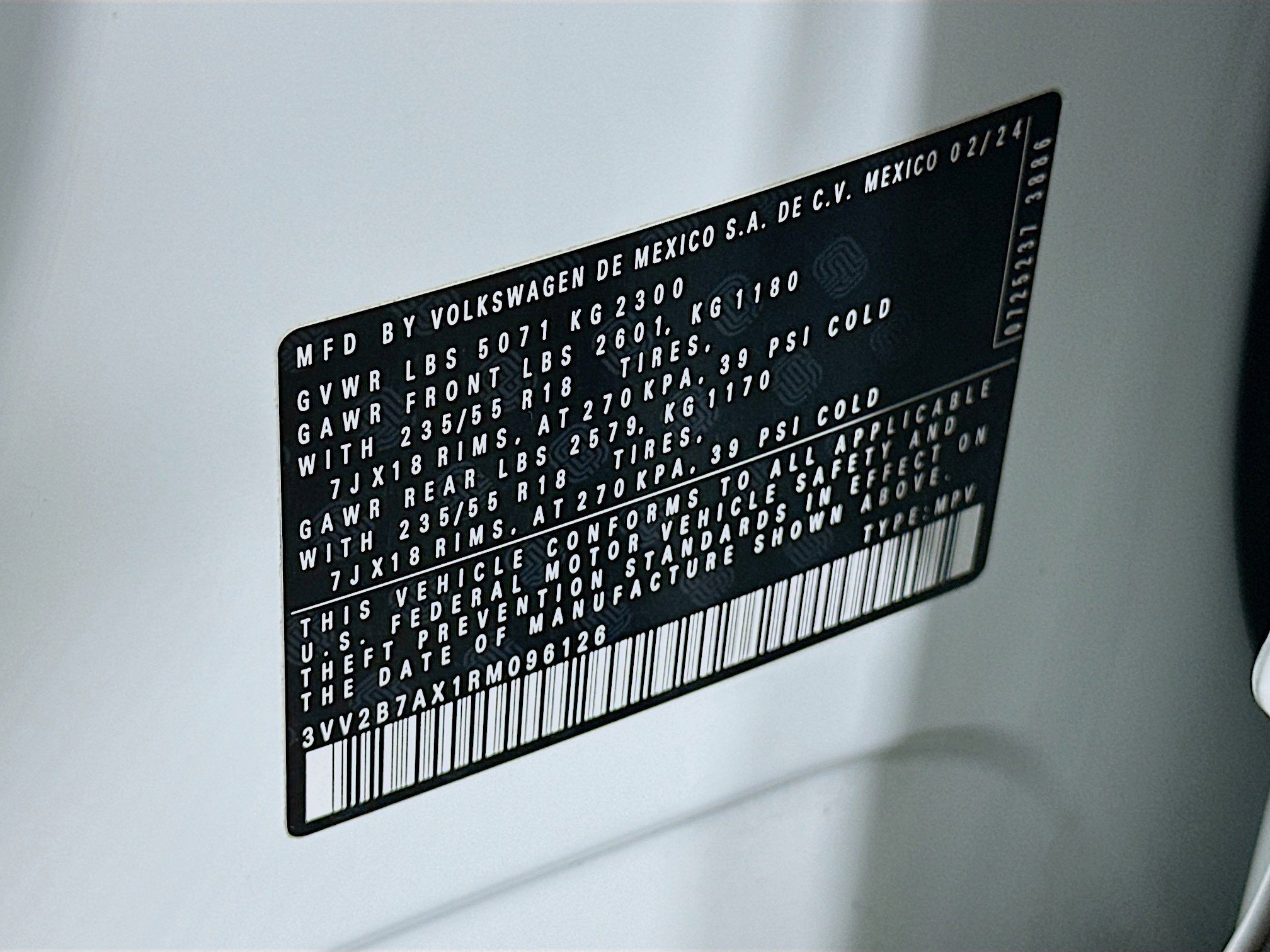 Used 2024 Volkswagen Tiguan SE image 12