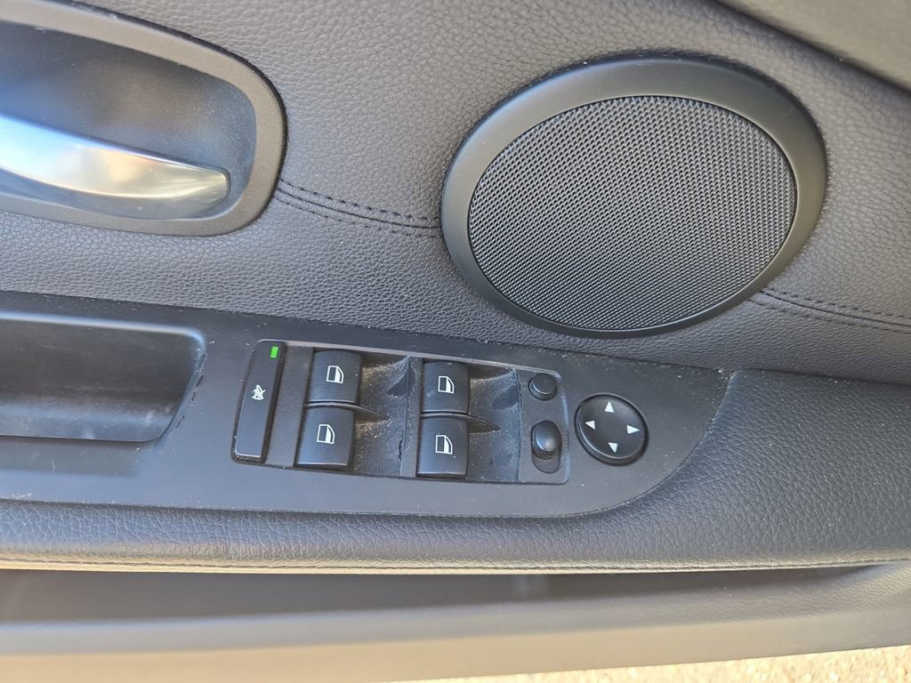 Used 2010 BMW 535i xDrive Sedan image 21