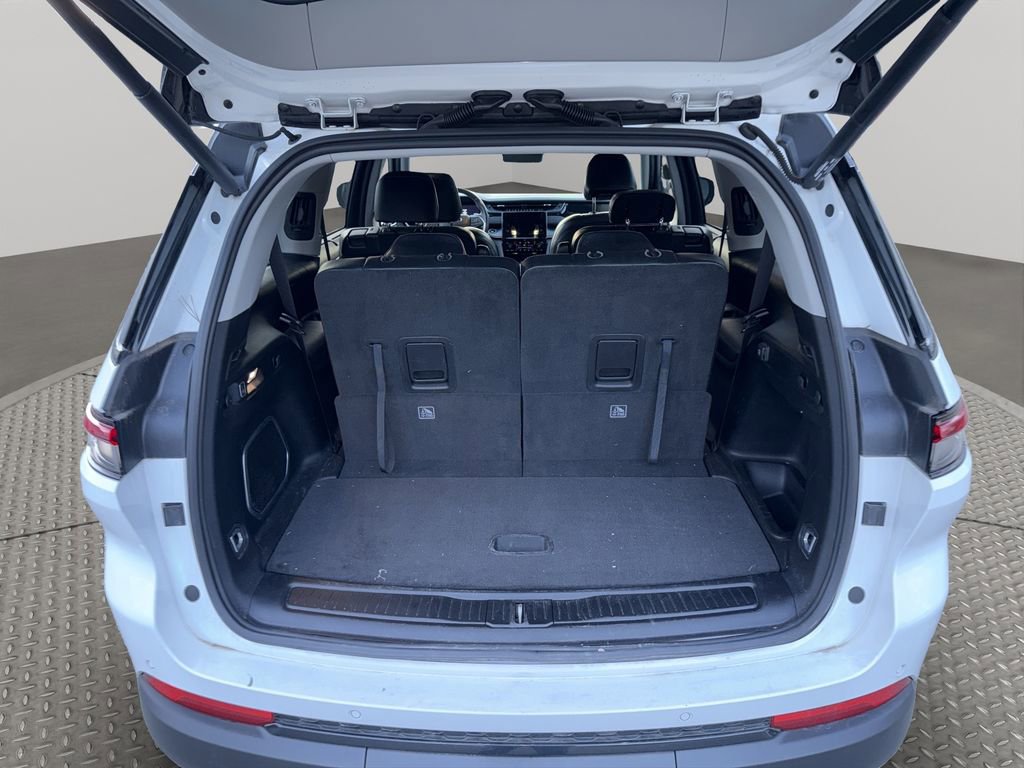 Used 2023 Jeep Grand Cherokee L Limited w/ Luxury Tech Group II image 9