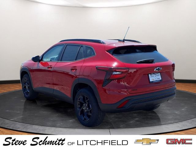 New 2026 Chevrolet Trax LT w/ Driver Confidence Package FWD image 3