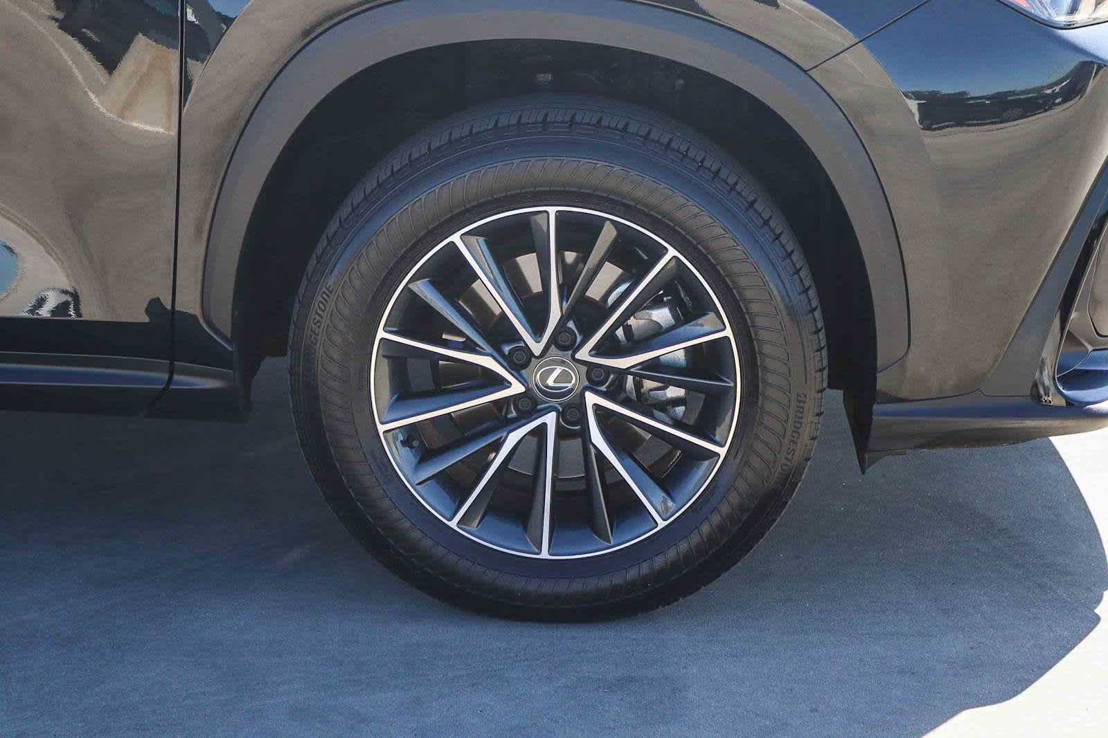 Certified 2024 Lexus NX 250 FWD image 9