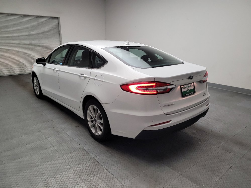 Used 2020 Ford Fusion SE image 5