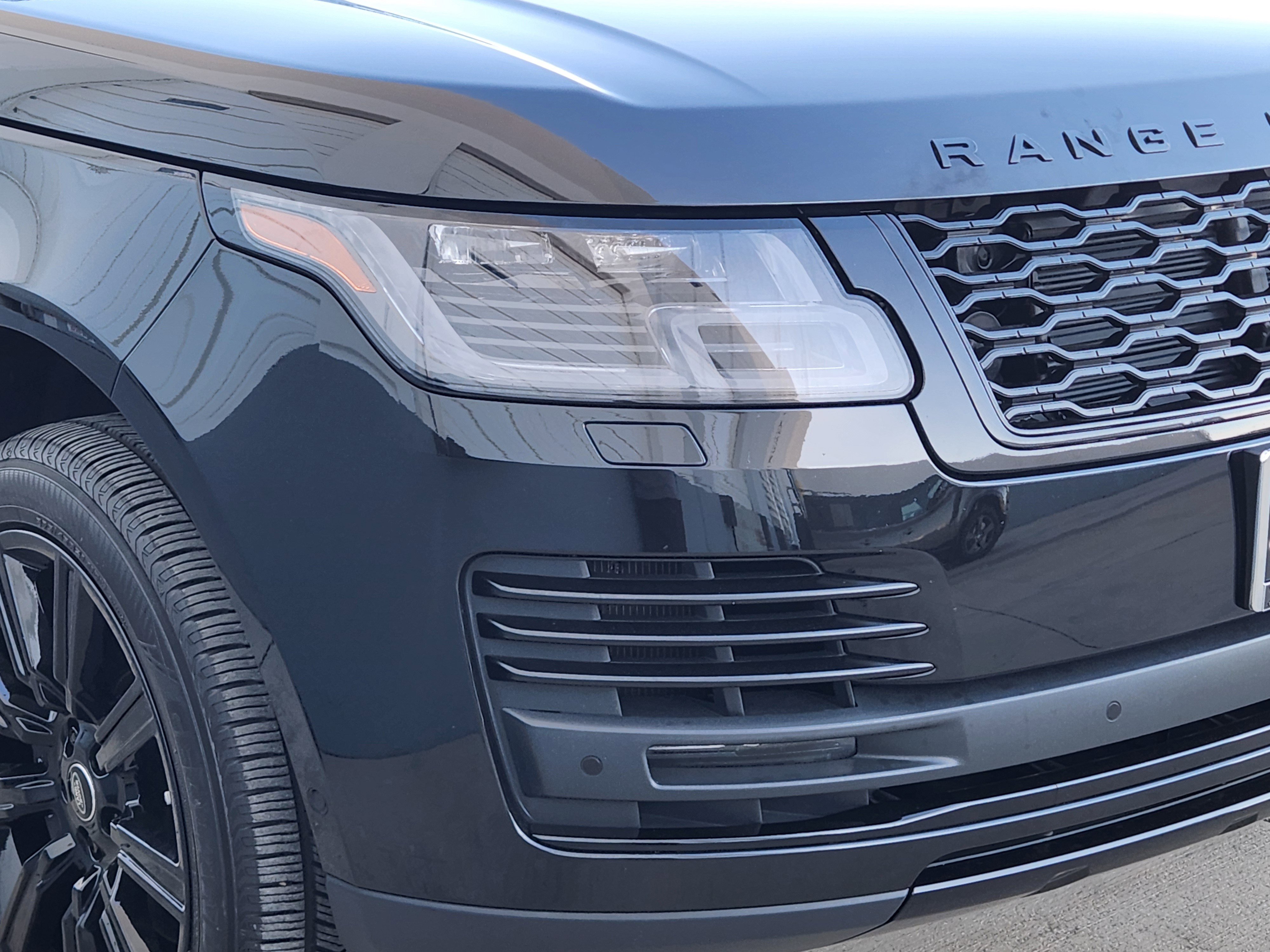 Used 2021 Land Rover Range Rover Westminster Edition image 7
