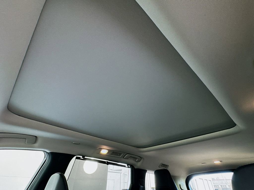 Certified 2025 INFINITI QX60 Sensory image 22