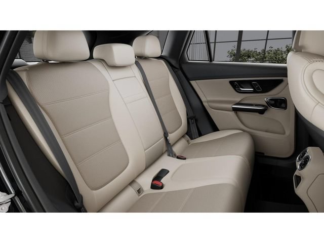 New 2027 Mercedes-Benz GLC 300 4MATIC image 5