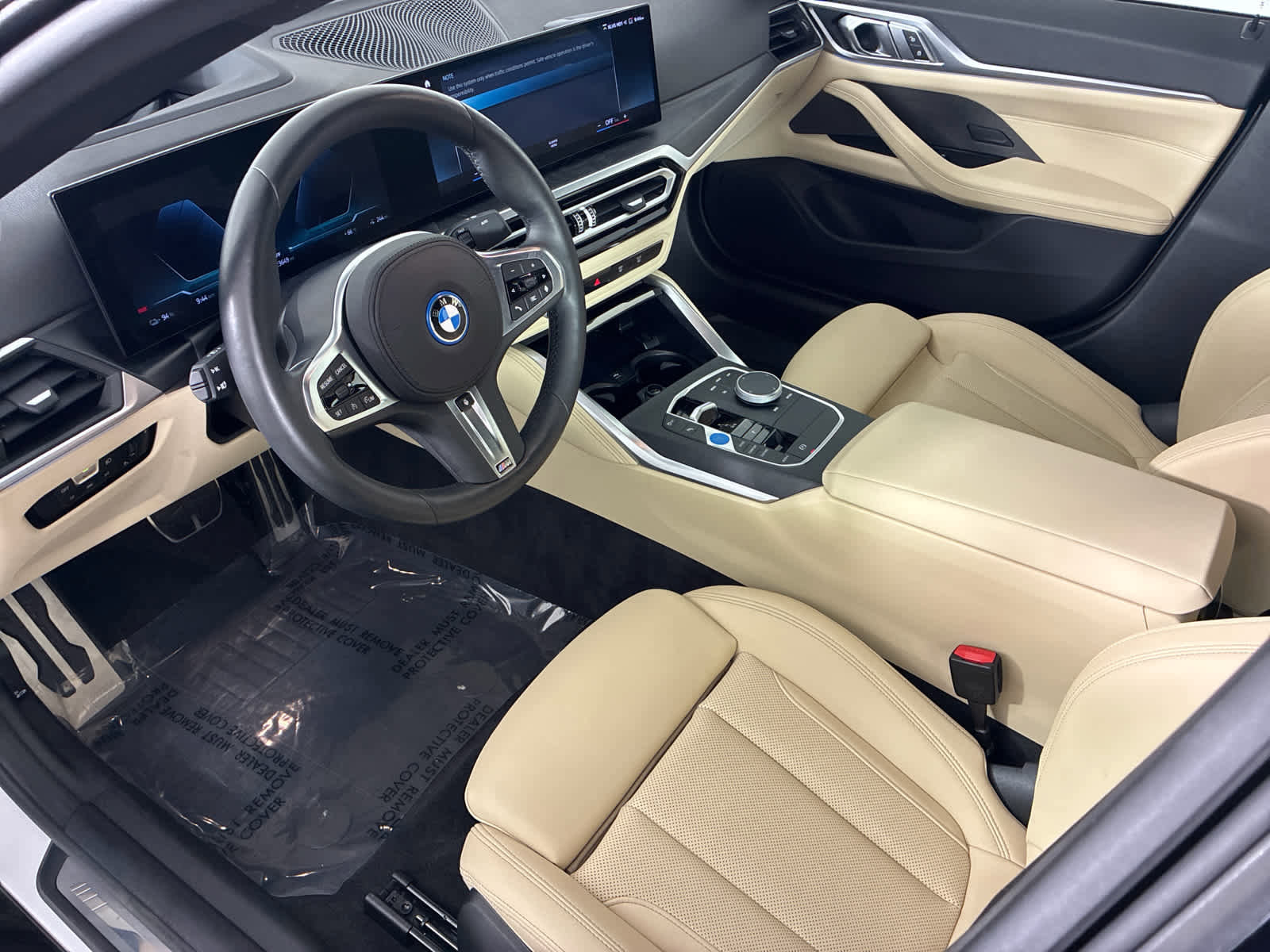Certified 2023 BMW i4 eDrive40 w/ M Sport Package RWD image 9