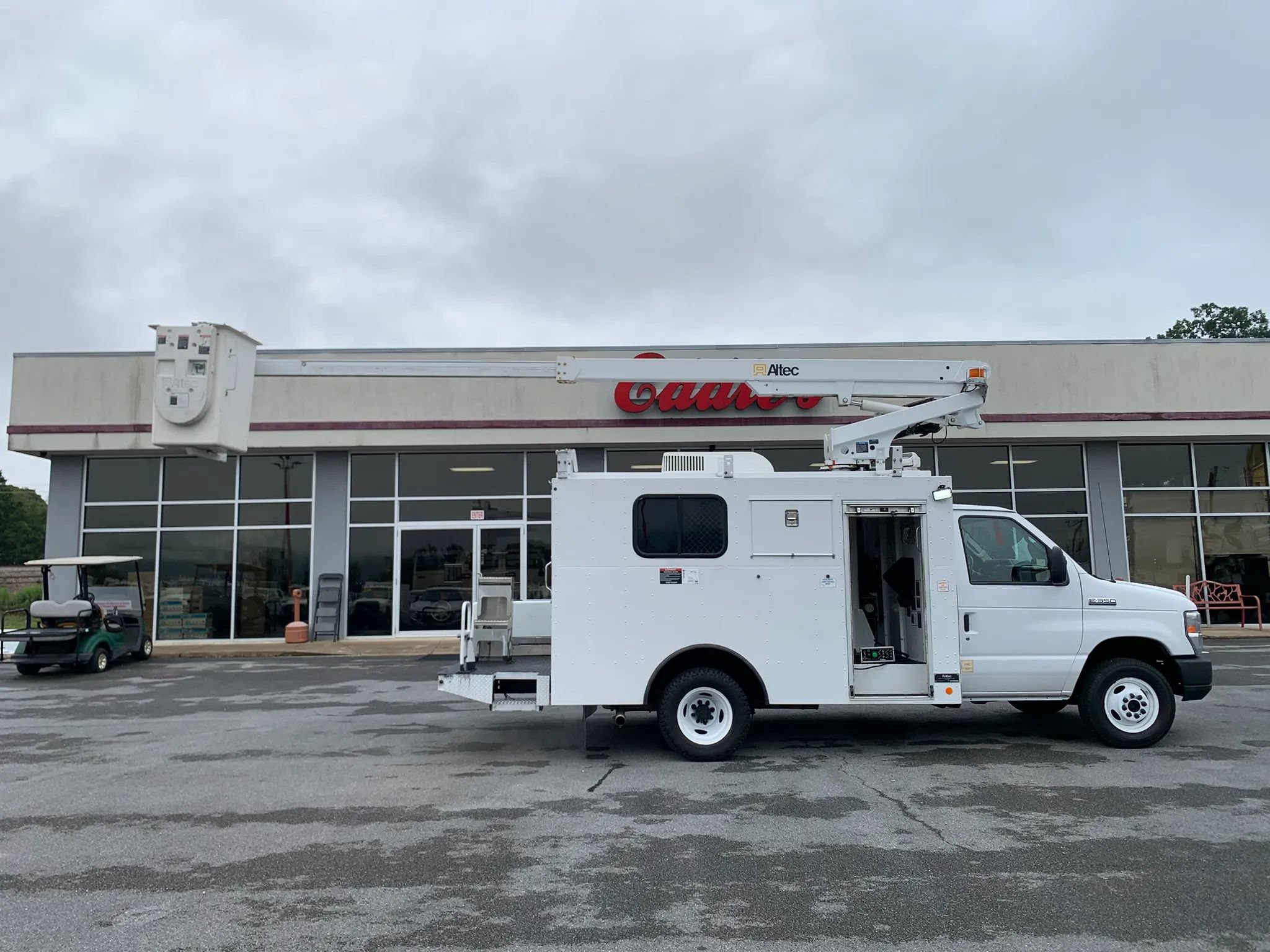 Used 2019 Ford E-350 and Econoline 350 Super Duty RWD image 44