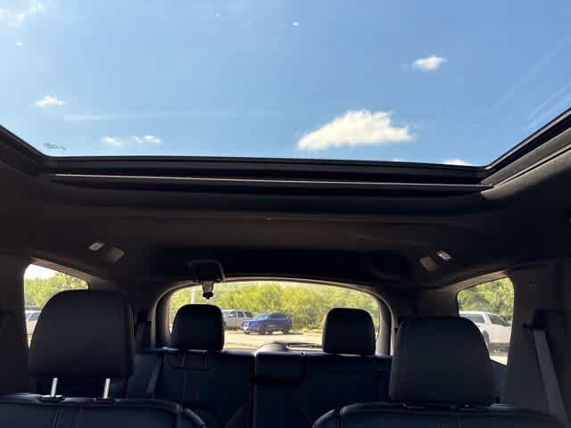 Used 2024 Honda Pilot TrailSport image 24