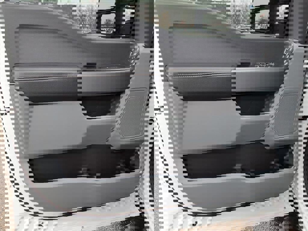 Used 2024 Ford F250 XLT w/ FX4 Off-Road Package image 14