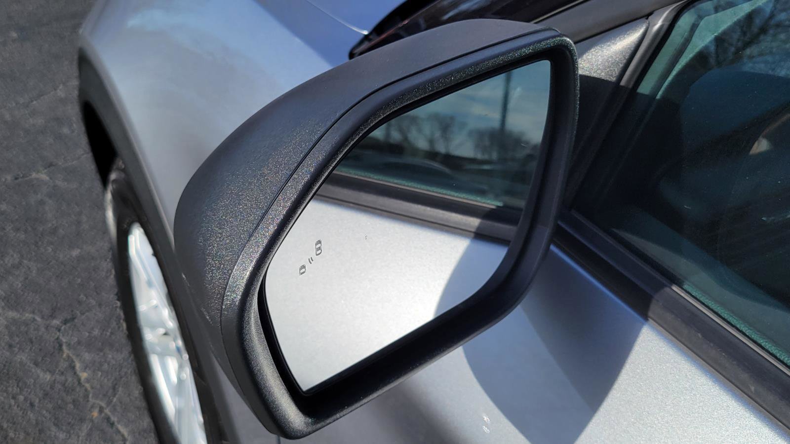 Used 2022 Ford Explorer Base image 15