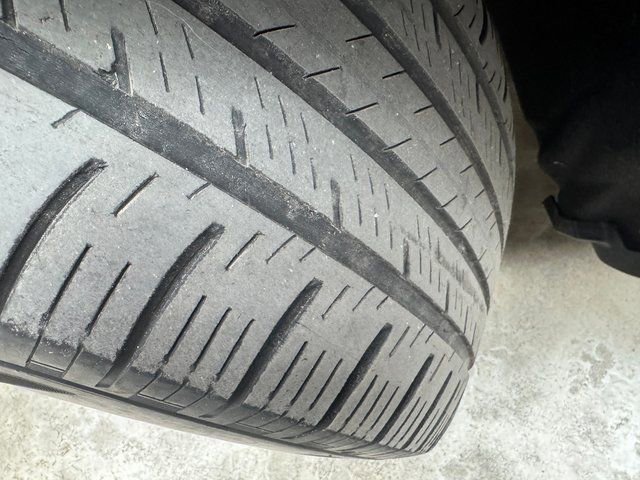 Used 2022 Ford Explorer XLT image 31