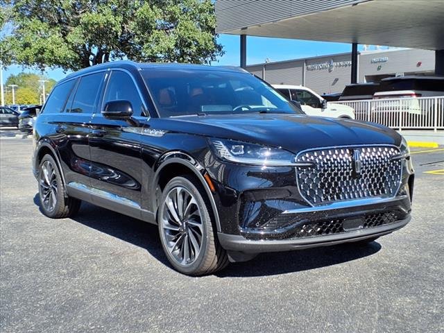 New 2025 Lincoln Aviator Reserve w/ Equipment Group 201A image 3