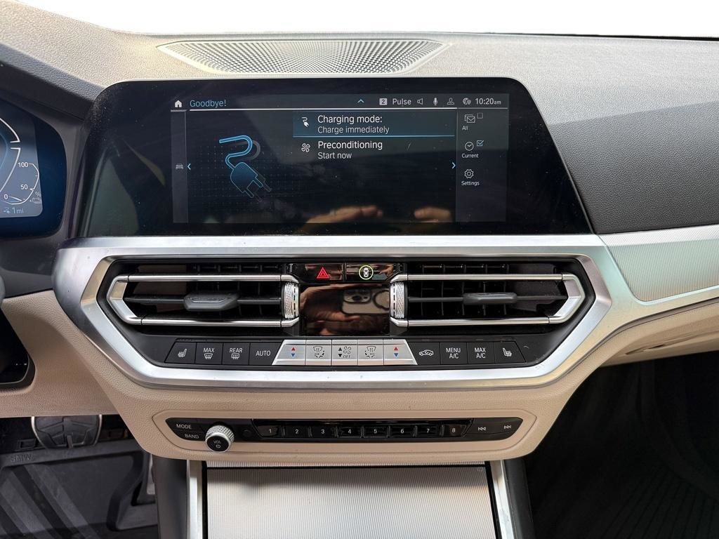 Used 2022 BMW 330e xDrive w/ M Sport Package image 16