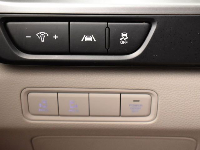 Certified 2024 Kia Carnival LX image 26