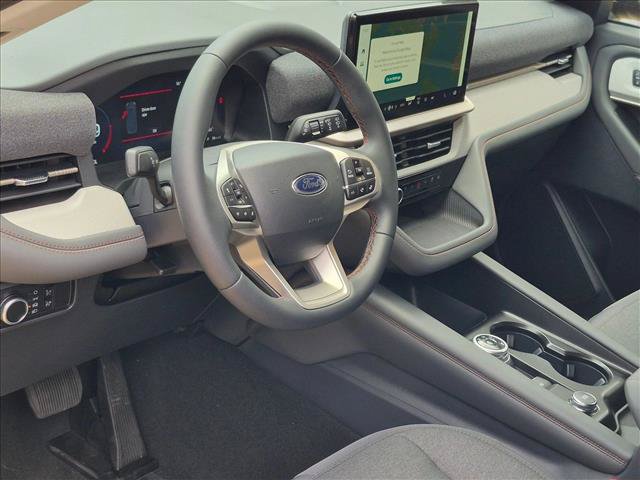 New 2026 Ford Explorer Active RWD image 3