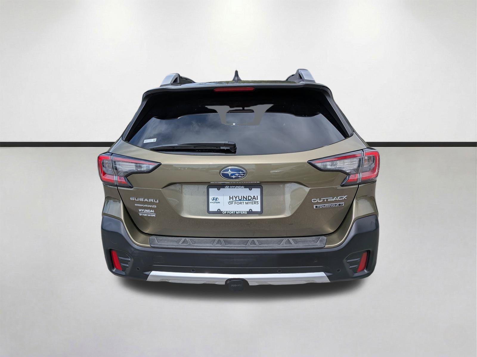 Used 2020 Subaru Outback Touring XT AWD/4WD image 5