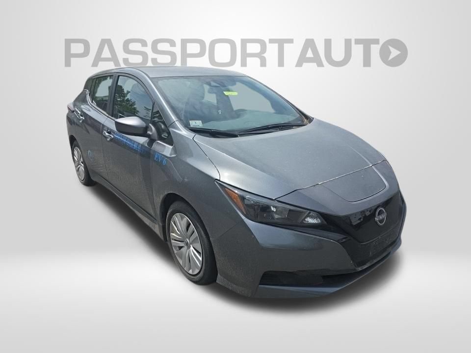 Used 2023 Nissan Leaf S FWD image 5