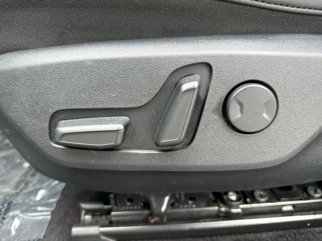 Used 2022 Kia EV6 Wind w/ Wind Technology Package image 14