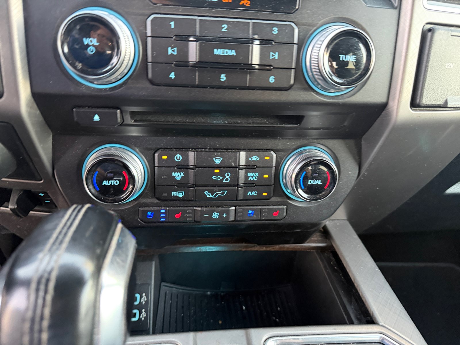 Used 2018 Ford F150 Limited w/ Trailer Tow Package AWD/4WD image 25