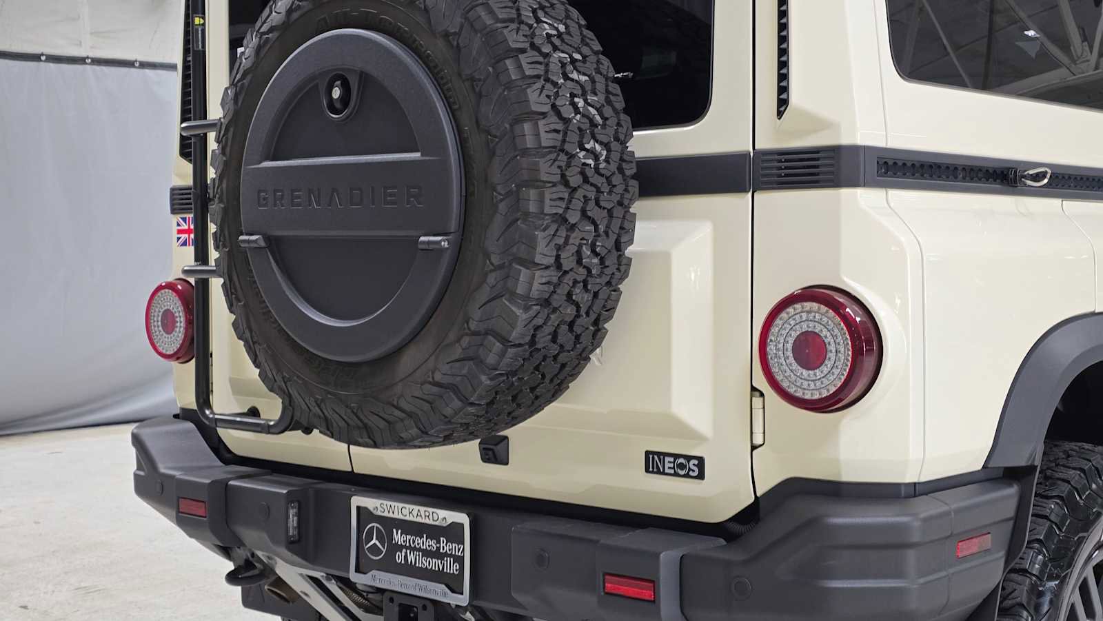 Used 2024 INEOS Grenadier image 13