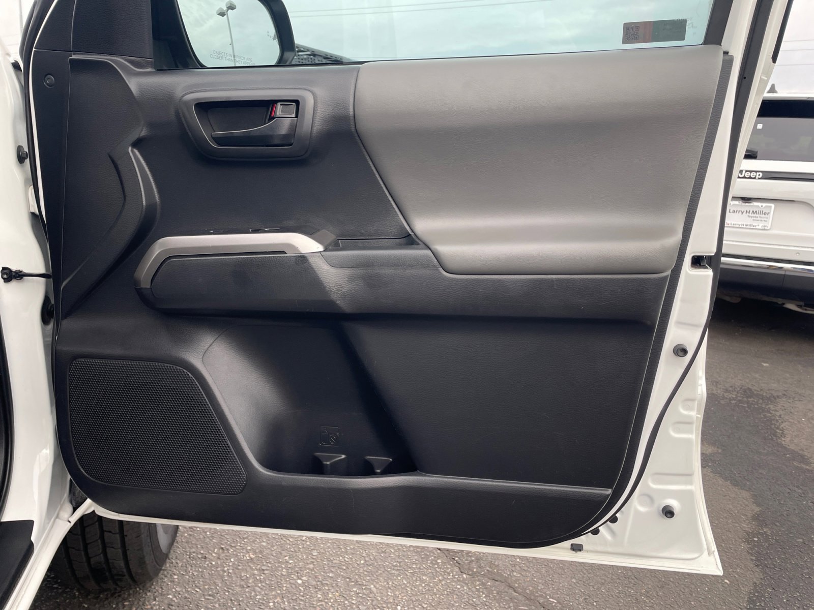 Certified 2022 Toyota Tacoma SR5 w/ Technology Package image 16