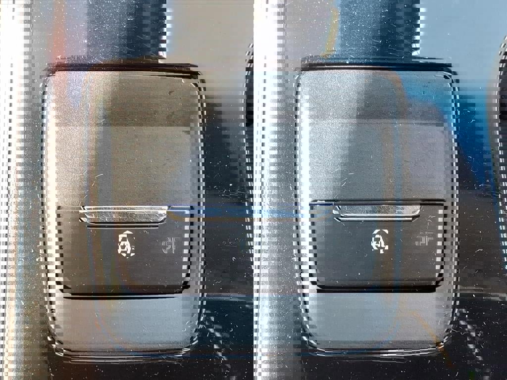 Certified 2019 Ford Edge SEL w/ Equipment Group 201A image 19