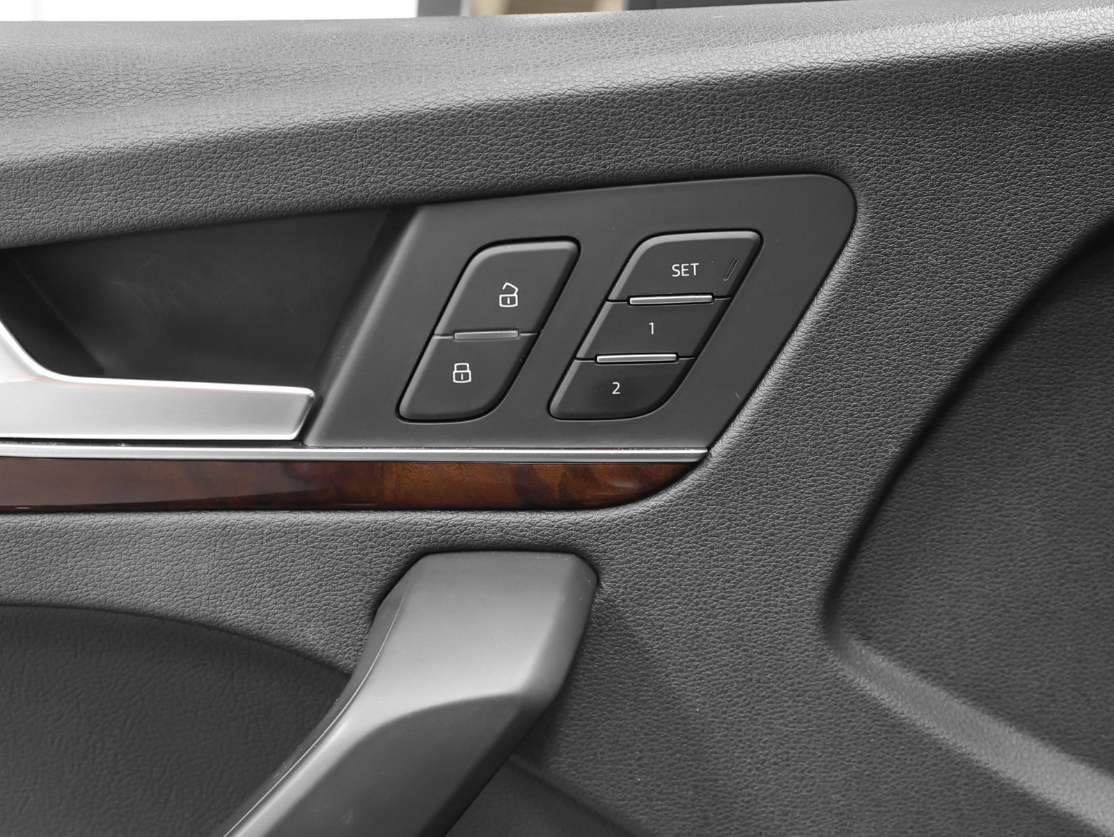 Used 2018 Audi Q5 2.0T Premium AWD/4WD image 27